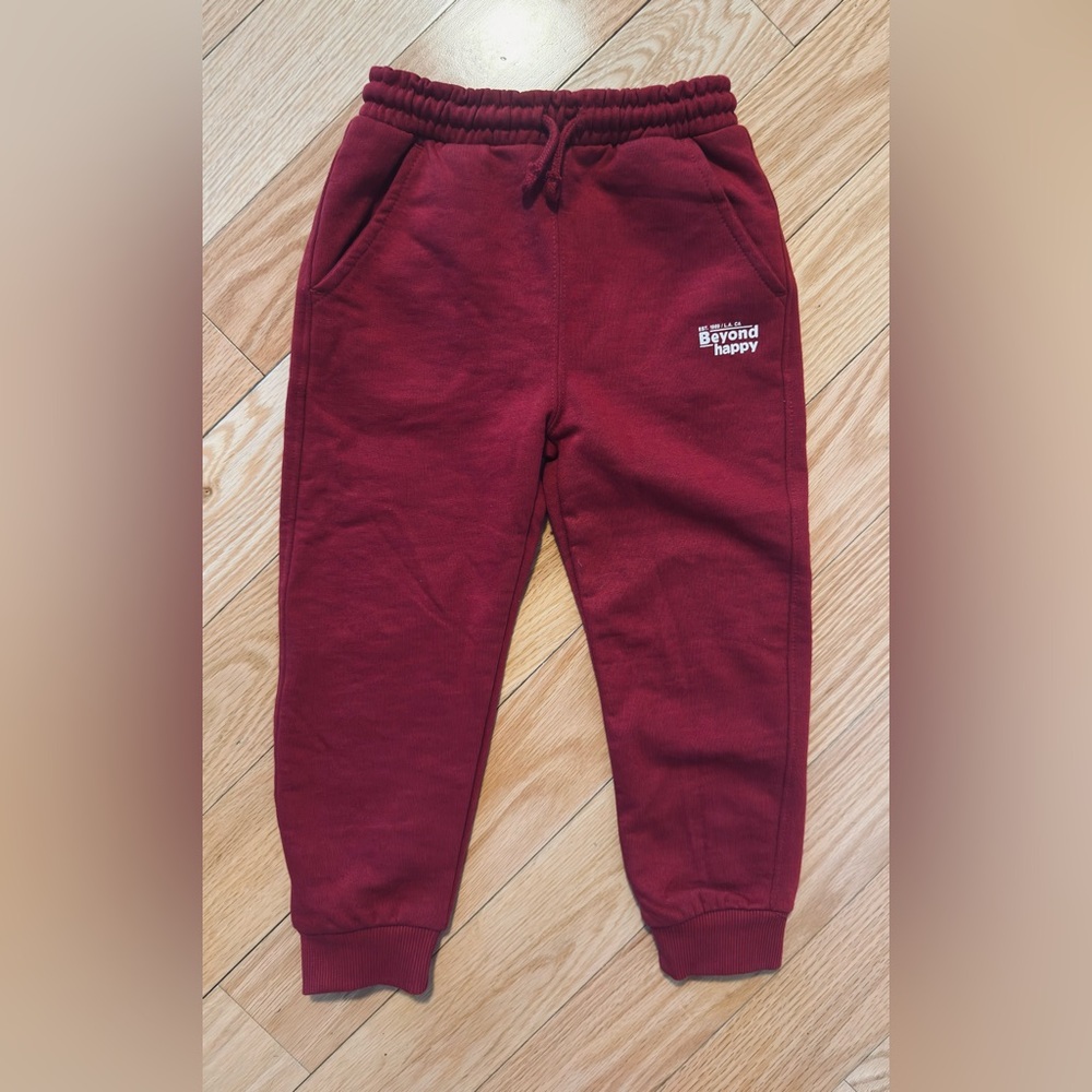 Brand new Zara sweatpants size 4-5 (110)